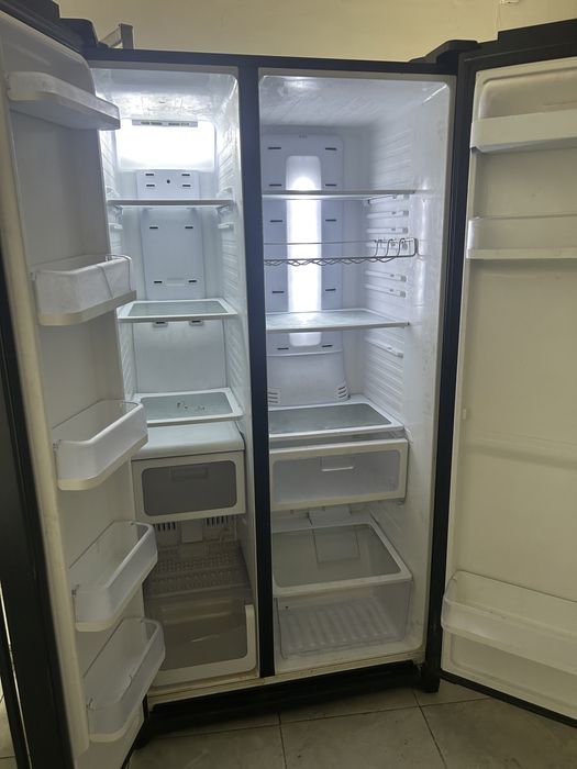 Продам холодильник Самсунг