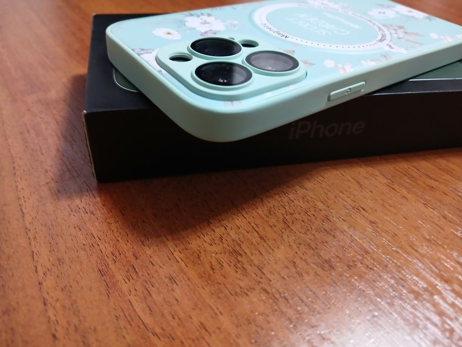 Айфон 13 про в идеале как новый