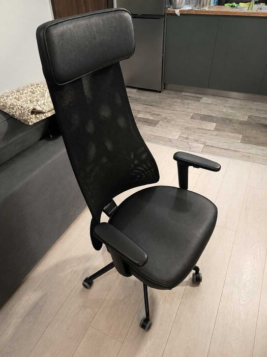 IKEA JÄRVFJÄLLET - office chairs