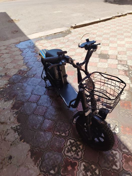 Monstir limuzin batareya 60.30 akumlator ikkita bor