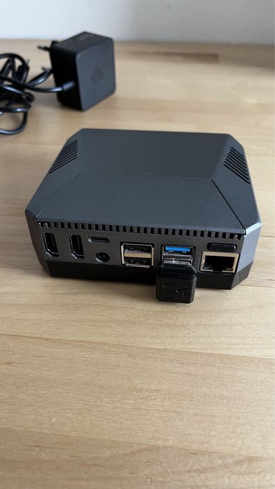 Raspberry Pi 8gb, carcasa argon m2/ mini pc/ garantie