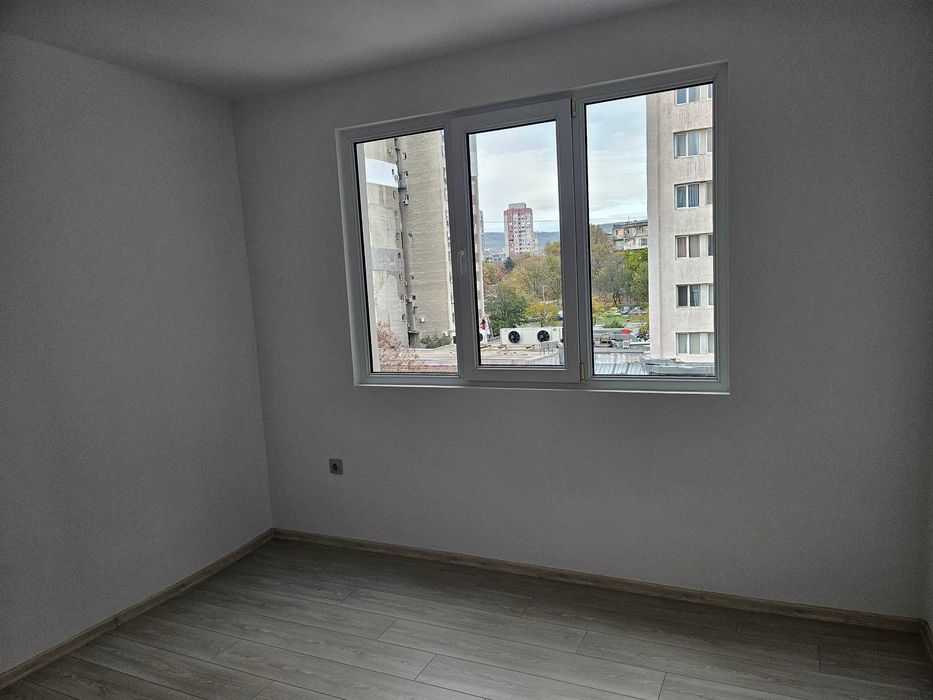Продава се Тристаен апартамент в Варна, Трошево - 60 кв.м за 2332 €/кв.м - Снимка #7