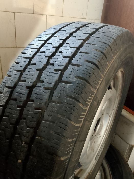 Зимни гуми за бус