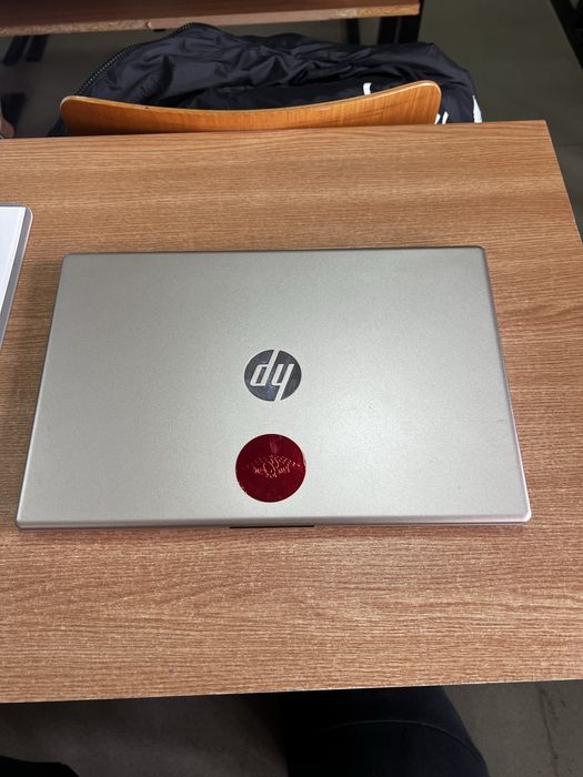 Laptop hp facultate-birou