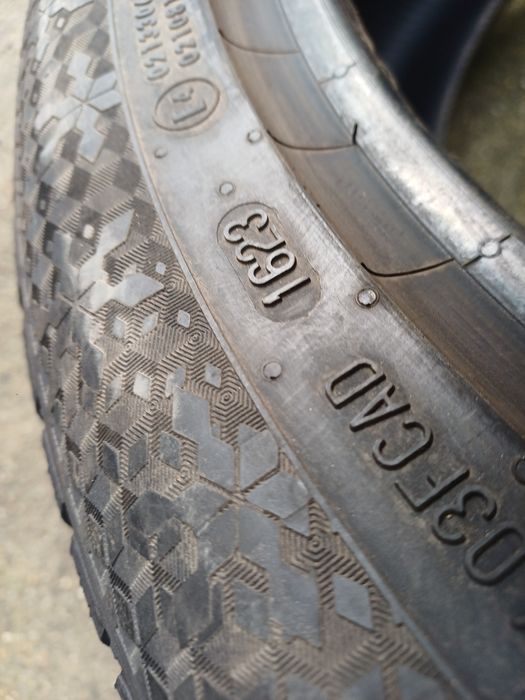 Гуми 255/45/20 Континентал