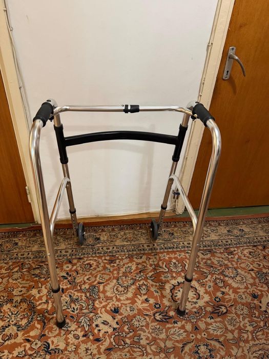 Cadru aluminiu sustinere deplasare pacienti