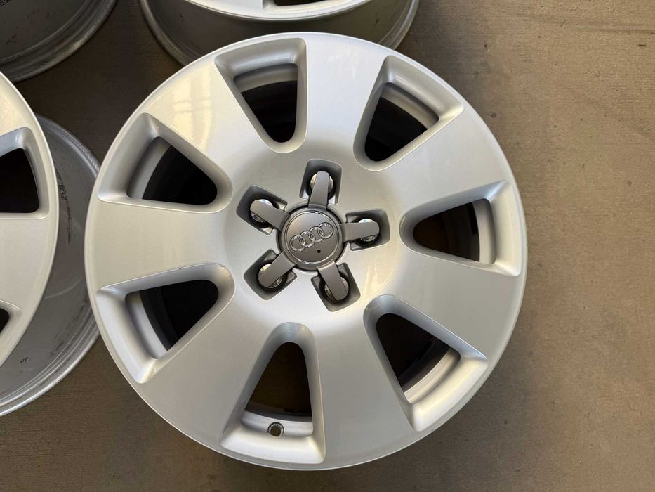 4 бр. оригинални алуминиеви джанти AUDI 18" 5x130 ф71.6, ET53, 7,5J