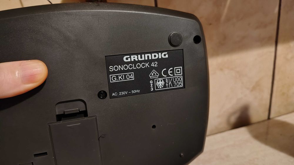 Radio cu ceas Grundig Sonoclock 42