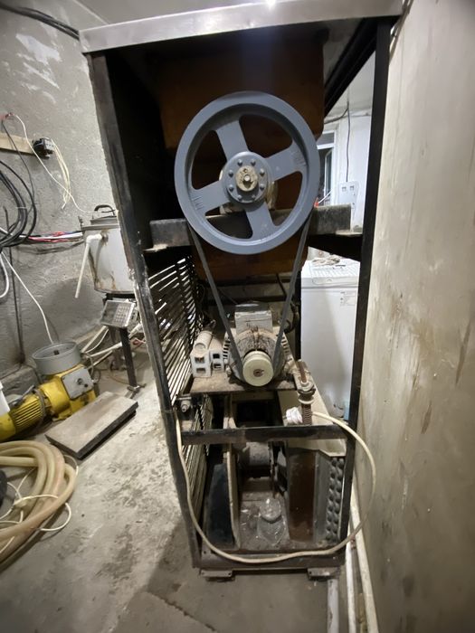 Muzqaymoq apparat sotiladi xolati yaxshi