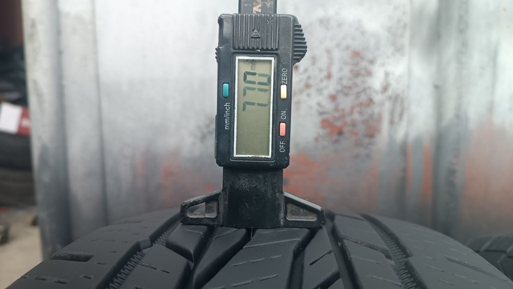 215/65/16 Continental