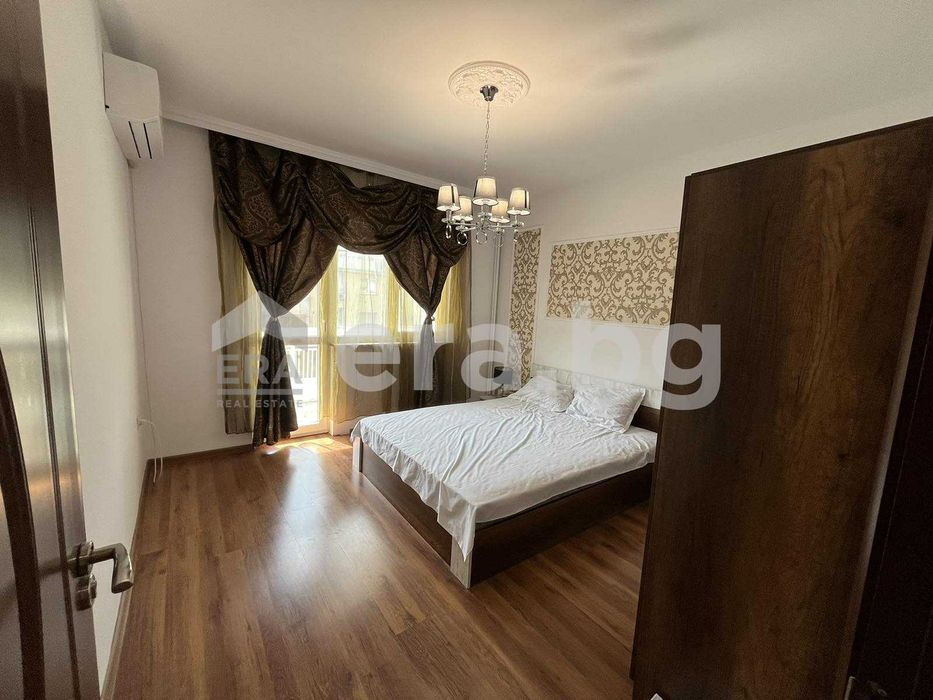 Дава се под наем Четиристаен апартамент в Варна, Лятно кино Тракия - 102 кв.м за 765 € - Снимка #2