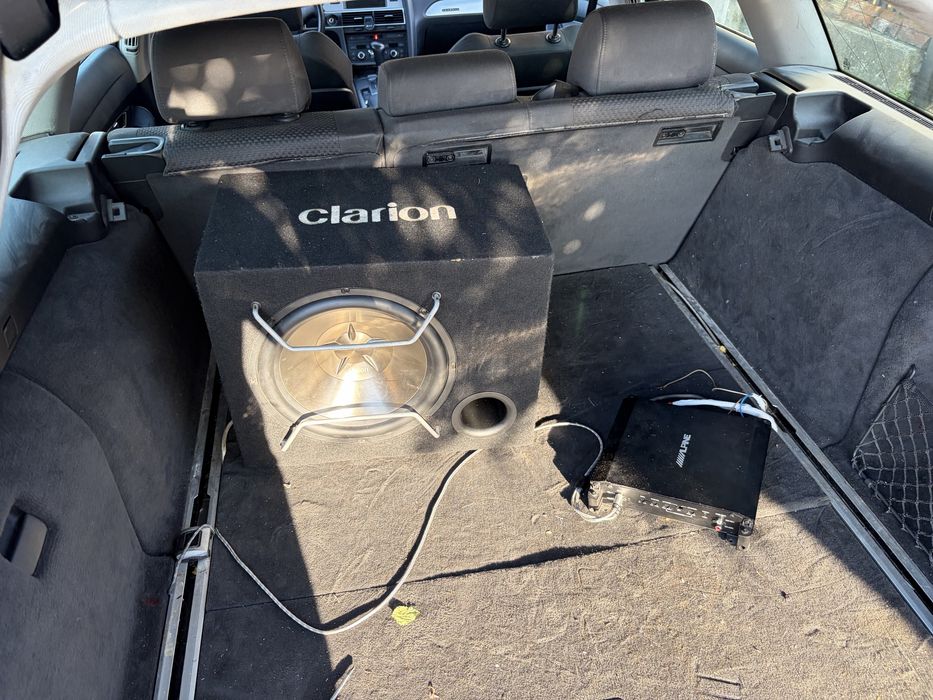 Vand subwoofer cu statie