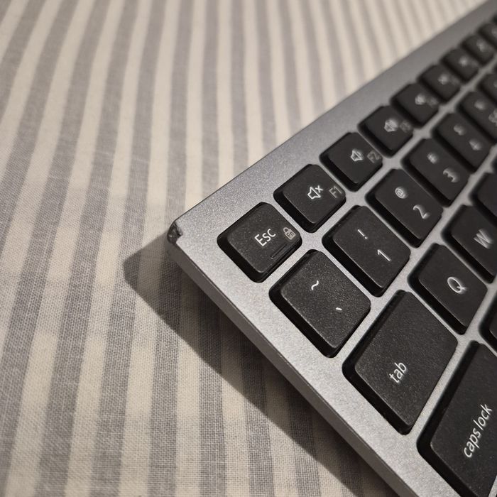 Tastatură fără fir Dell KB7120W (Multi-Device Wireless Keyboard)