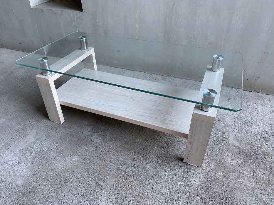 Журнальный столик (стеклянный)