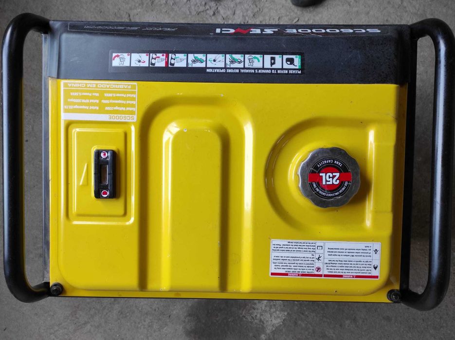 Închiriez generator curent 3.5 sau 5.5 KW monofazic si trifazic