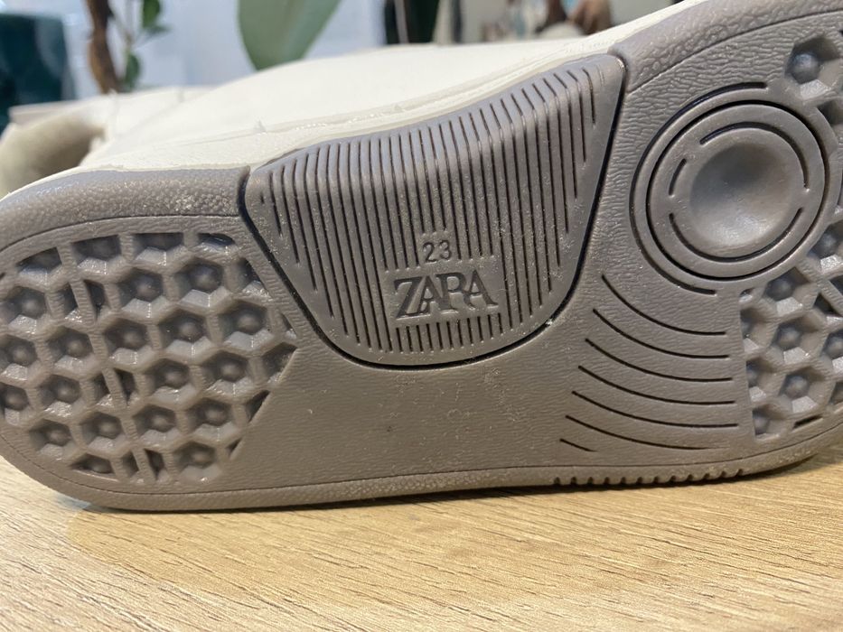 Маратонки zara за момче НОВИ