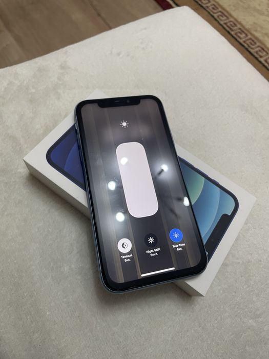 IPhone XR 64gb синий