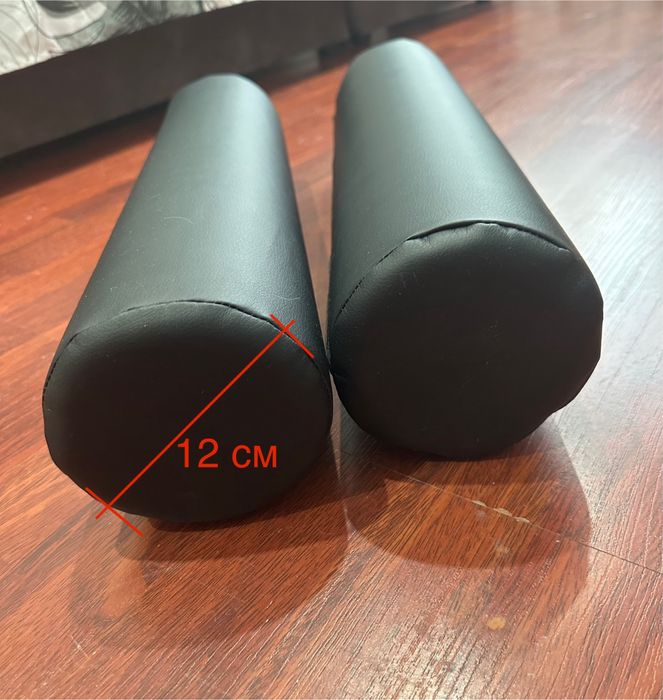 Валик подушка на кушетку