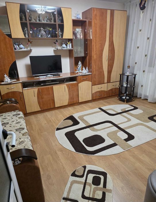 Proprietar, vând apartament 3 camere