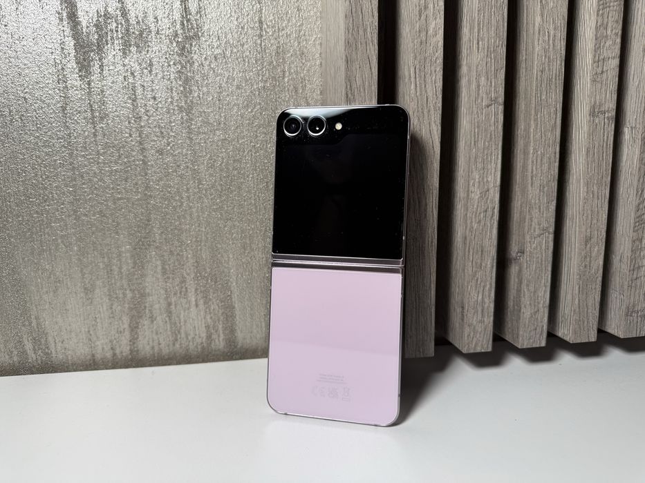 Samsung Flip 5 256GB Garantie Universul Telefoanelor