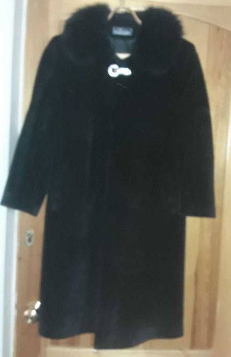 Продается   женская  одежда.