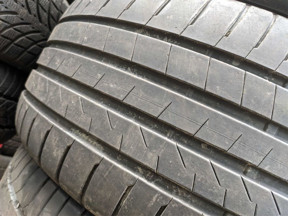 2бр Летни гуми 285 40 21 - Bridgestone