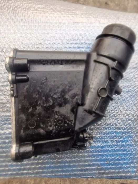 Carcasa filtru ulei cu termoflot Bmw seria 3/5 e90/e60 motor 2.0 d cod