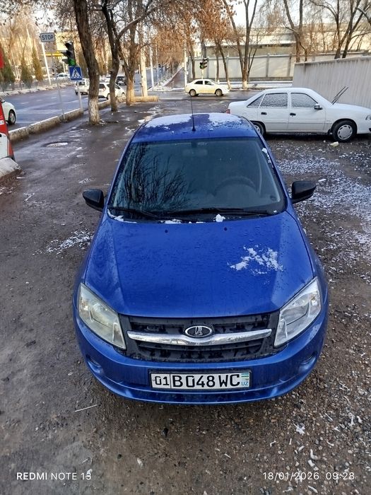 Lada Granta avto