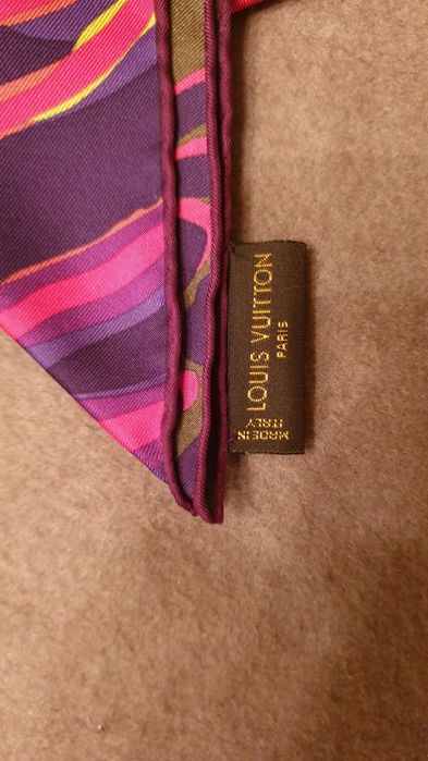 Шелковый платок Louis Vuitton