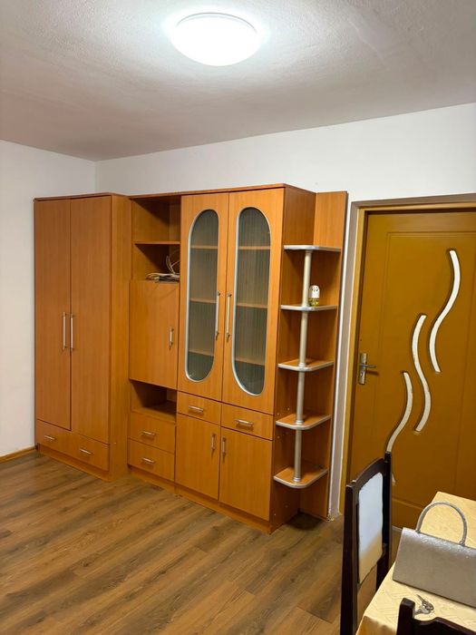 Închiriere  apartament 2 camere