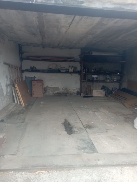 Гараж в городе абай