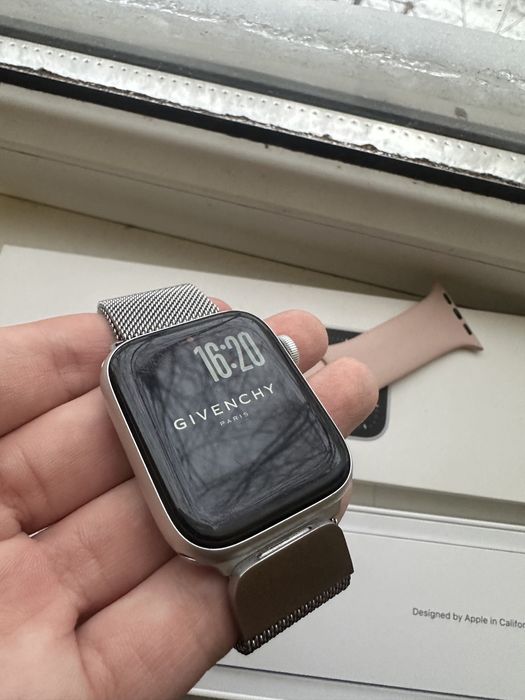 Apple Watch Series 6 44mm