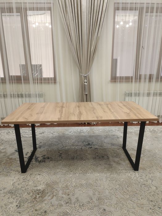 стол кухняға. Улкен