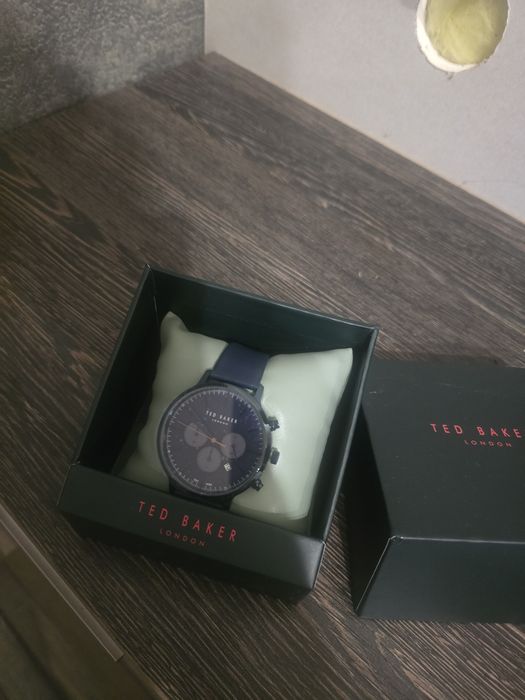 Часовник Ted Baker london