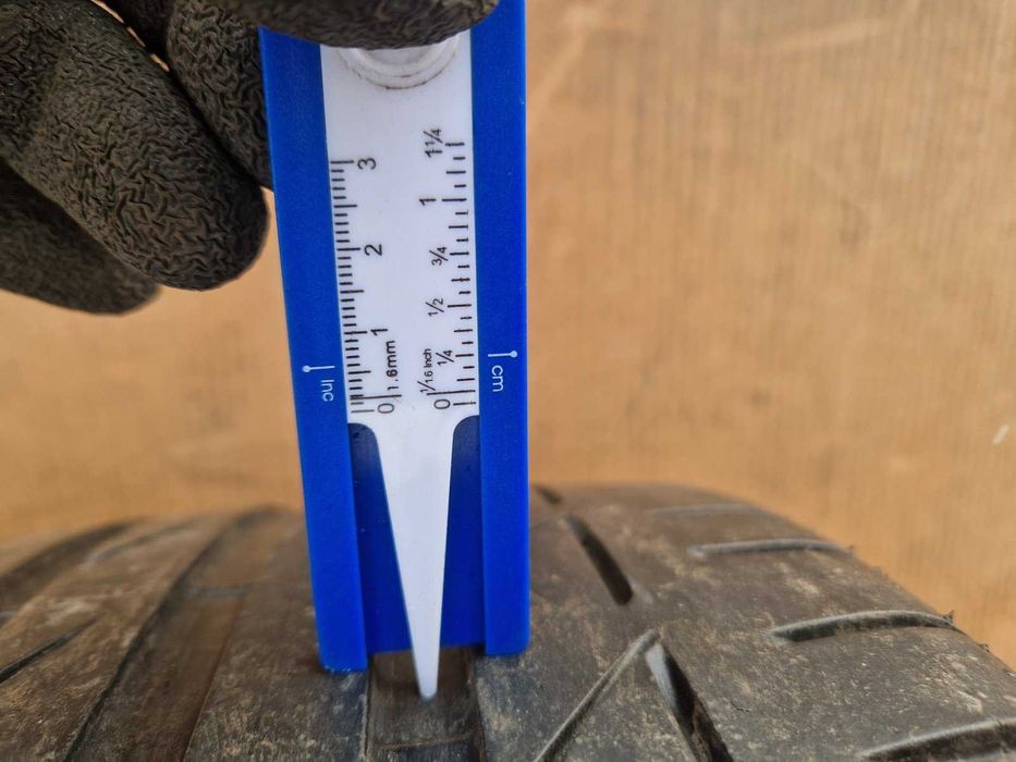 2 Bridgestone R18 245/35 Летни гуми Runflat  DOT4620