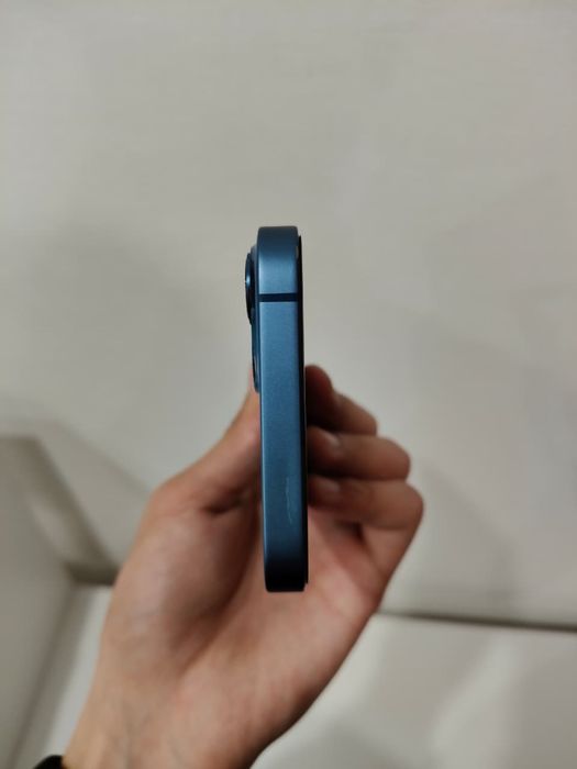 Обменяю айфон 13