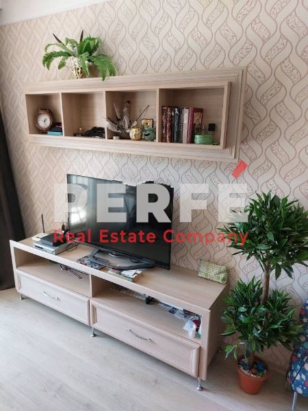 Продава се Двустаен апартамент в к.к. Слънчев бряг - 60 кв.м за 1250 €/кв.м - Снимка #1