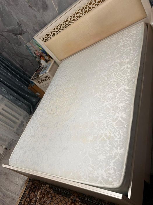 Срочно продам кровать б/у