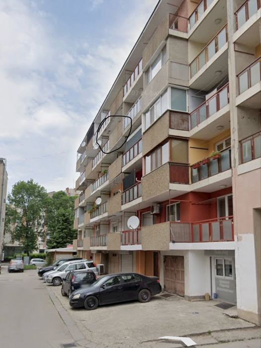 Продавам апартамент в центъра