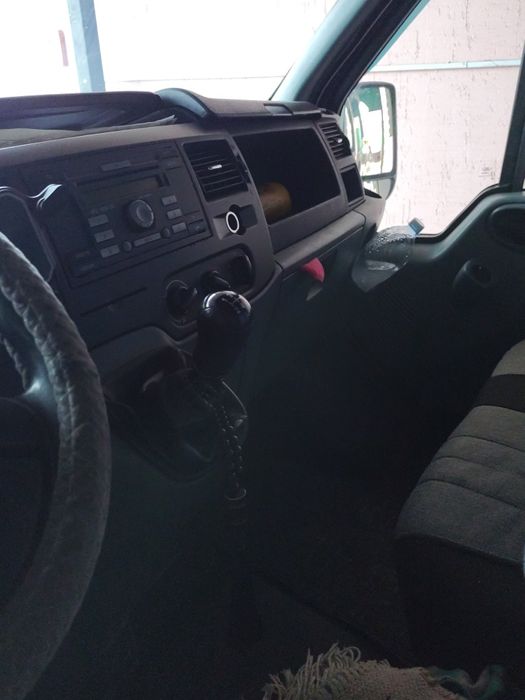 Ford Transit грузовая 2010 дизель