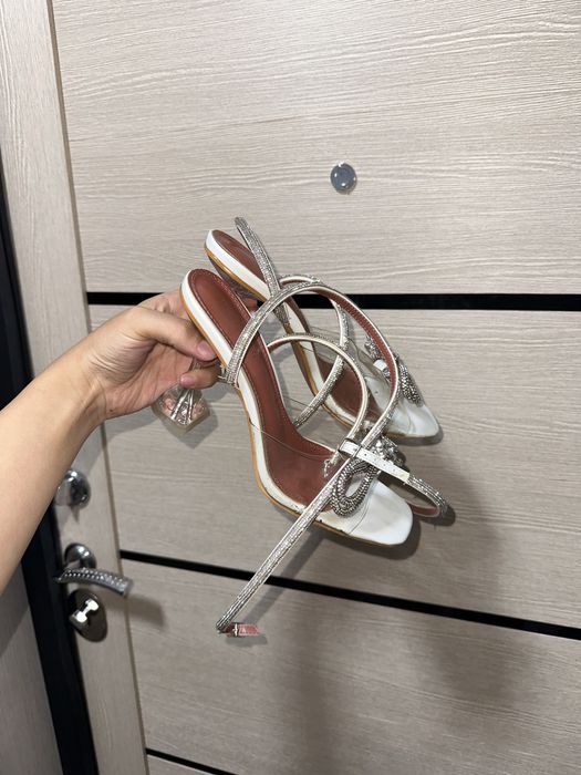 Туфли со стразами