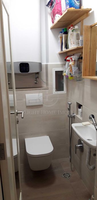 Продава се Тристаен апартамент в Пловдив, Център - 85 кв.м за 2459 €/кв.м - Снимка #8