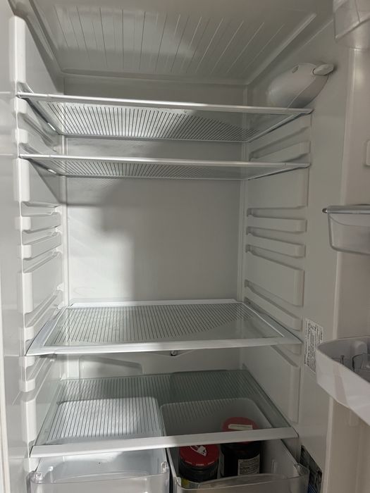 Срочно продам холодильник