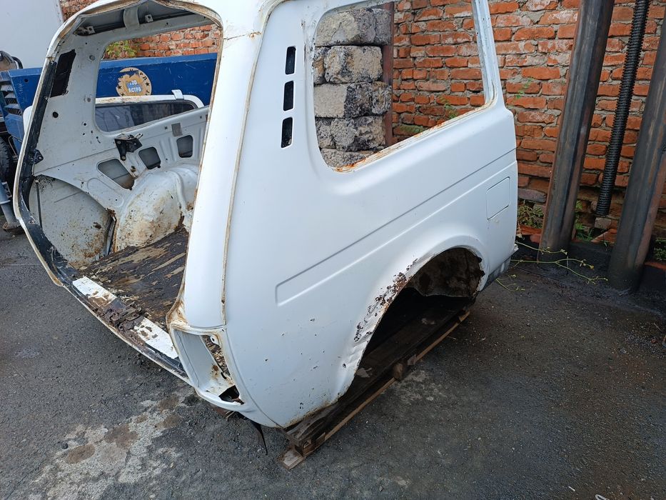 Нива заднее крыло, дверь