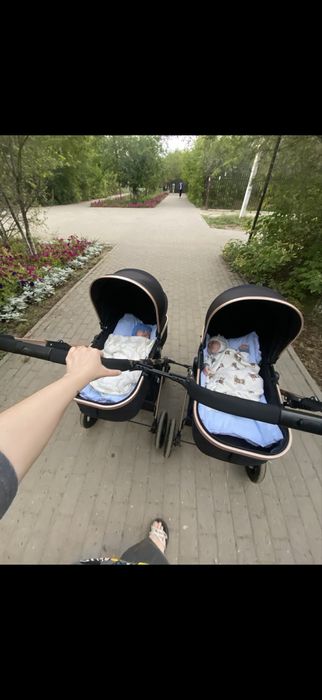 Коляска для двойни или погодок