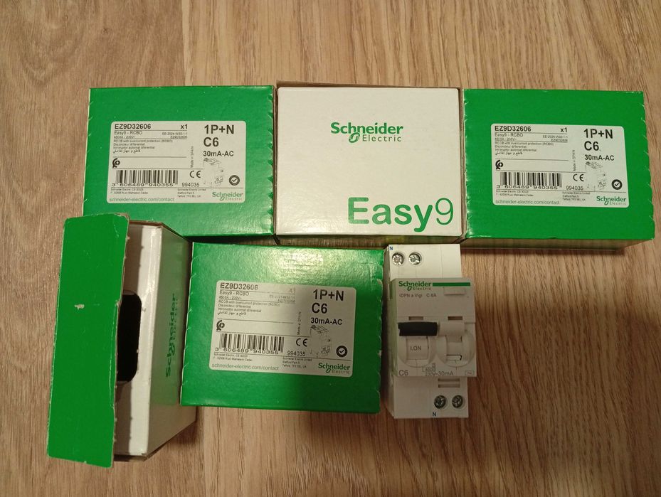 Sigurante diferentiale 6, 10, 25A, tripolara 25, 32A