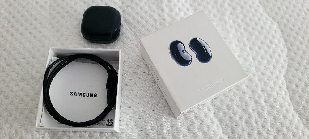 Doc încărcare Samsung Buds Live