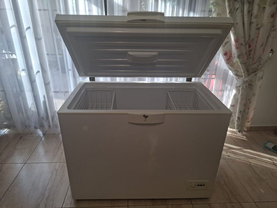 Lada frigorifica Beko