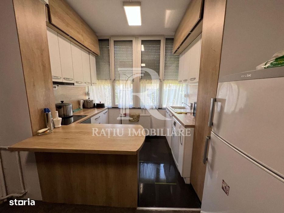Apartament 4 Camere | Central | | Parter | 2 Parcări | 2 bai | Oradea