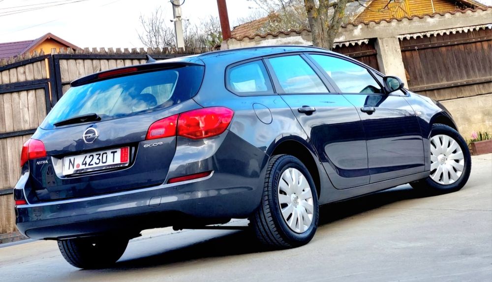 Opel Astra J//EcoFlex//2013//EURO 5